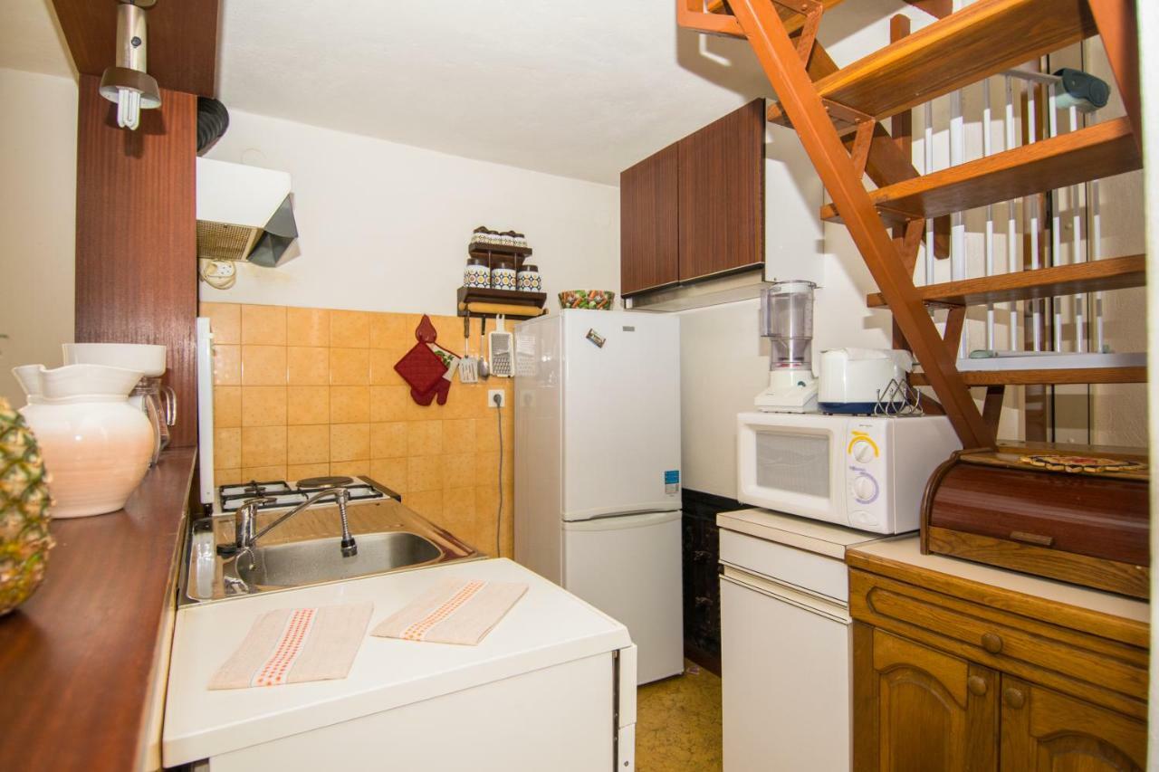 Vacation Home Mirjana Seget Vranjica Kültér fotó