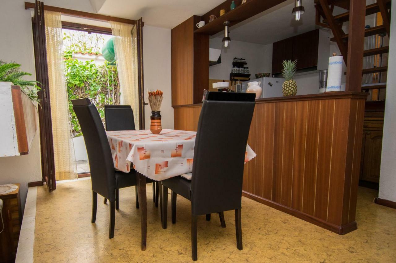 Vacation Home Mirjana Seget Vranjica Kültér fotó