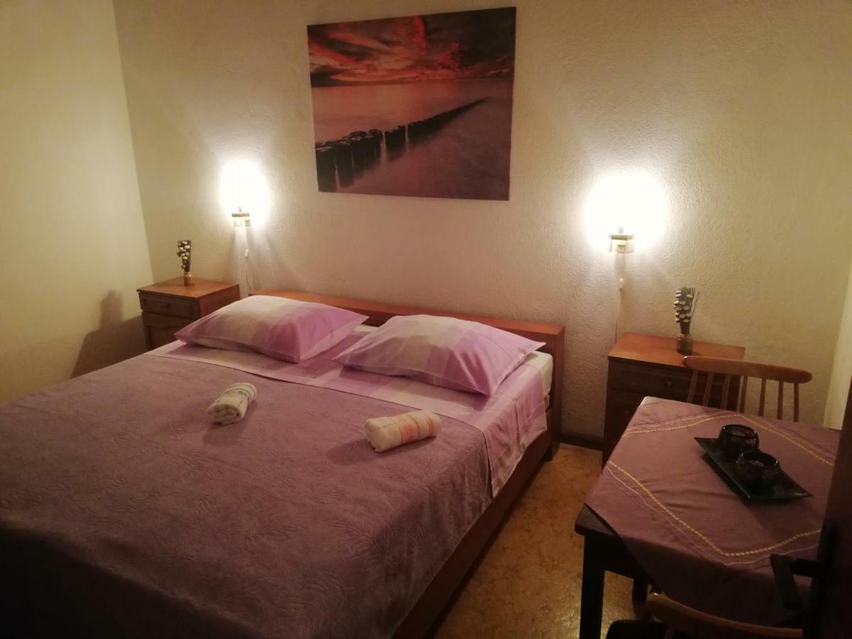 Vacation Home Mirjana Seget Vranjica Kültér fotó