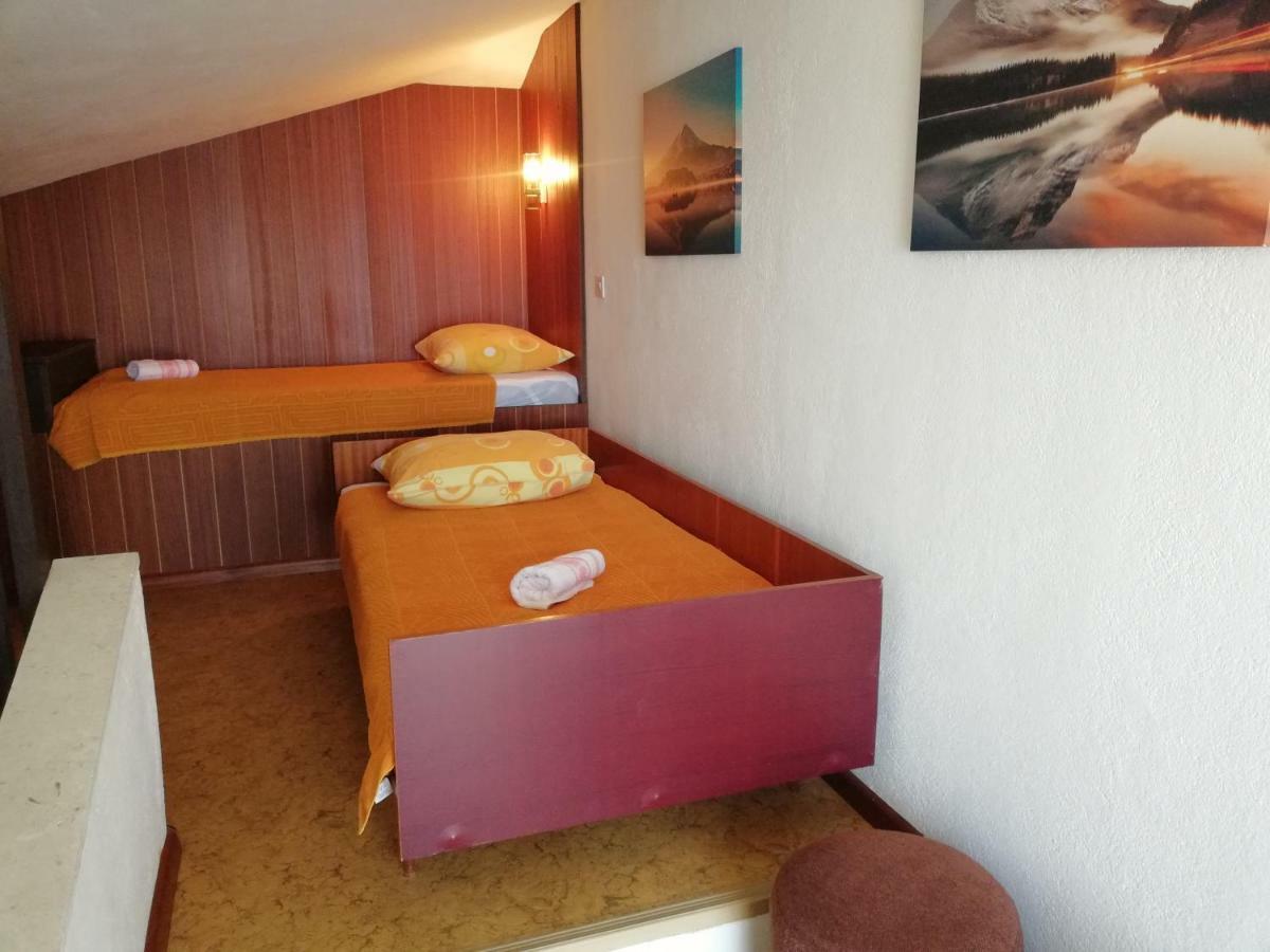 Vacation Home Mirjana Seget Vranjica Kültér fotó