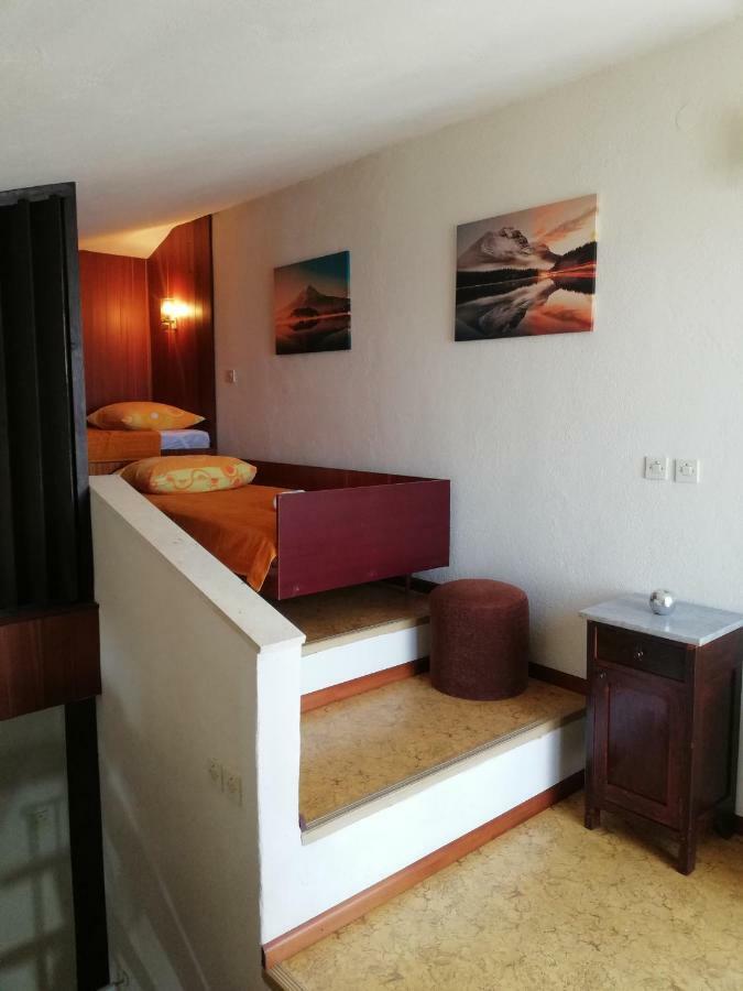 Vacation Home Mirjana Seget Vranjica Kültér fotó