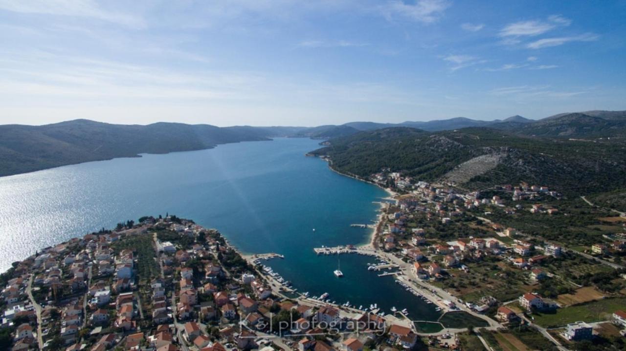Vacation Home Mirjana Seget Vranjica Kültér fotó