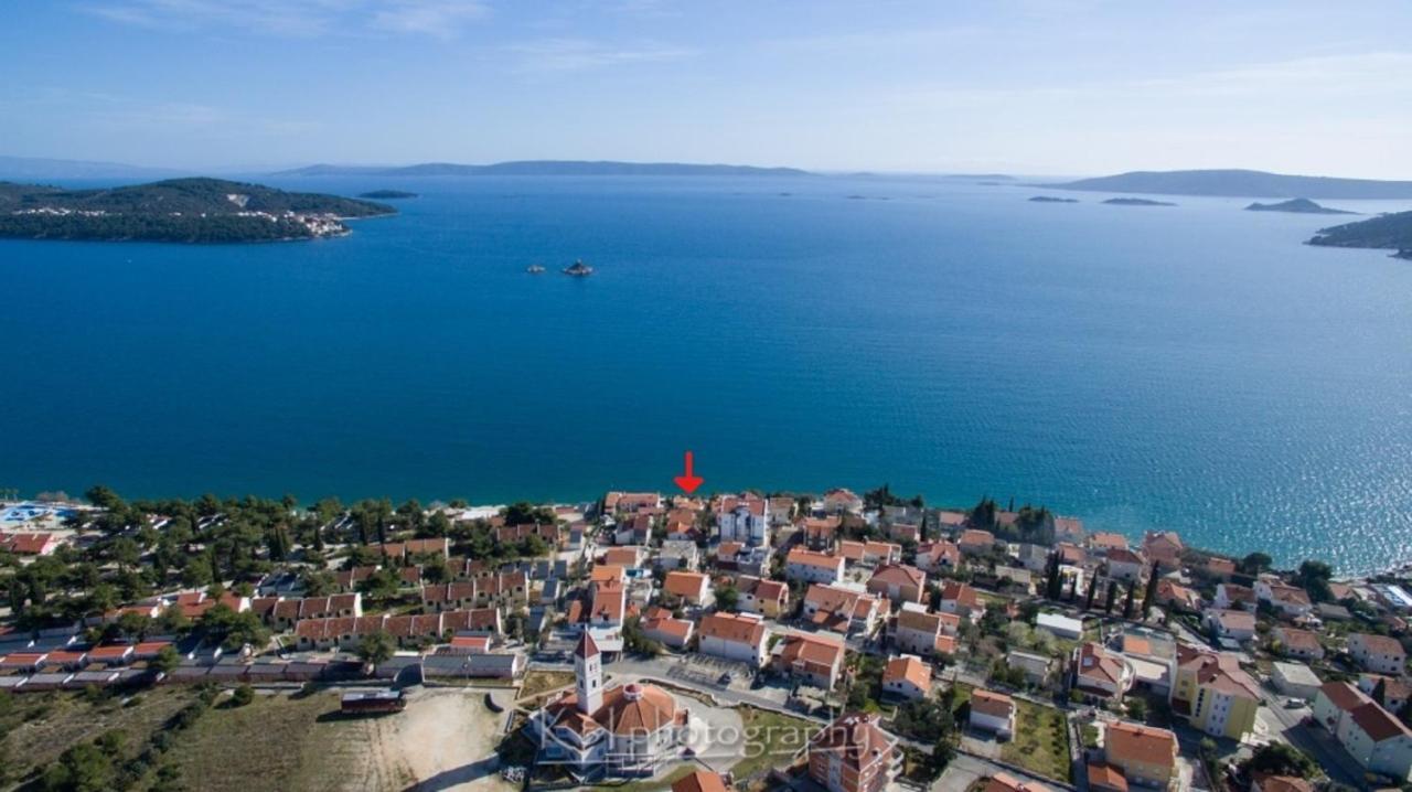 Vacation Home Mirjana Seget Vranjica Kültér fotó
